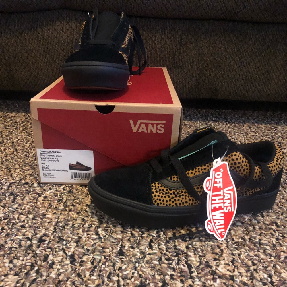 Kids Cheetah vans